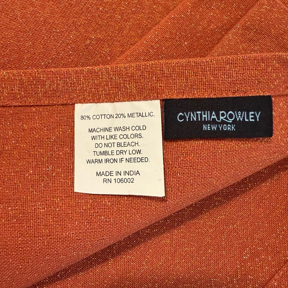 #2- Cynthia Rowley Metallic Rust Napkins - Picture 3 of 5